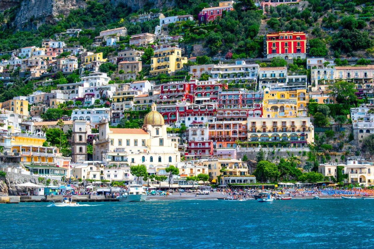 Nonna Vittoria Apartment Σαλέρνο Εξωτερικό φωτογραφία
