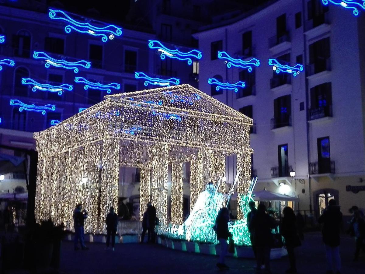 Nonna Vittoria Apartment Σαλέρνο Εξωτερικό φωτογραφία